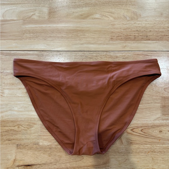 Aerie Rust Bikini Set - Picture 8 of 10